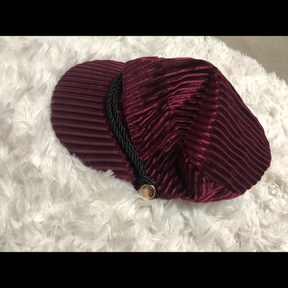 Magenta baker boy hat - Picture 3 of 4